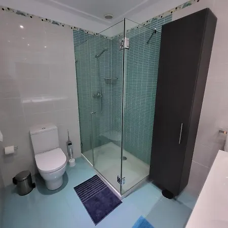 Casa Matele 3 Bed Арона